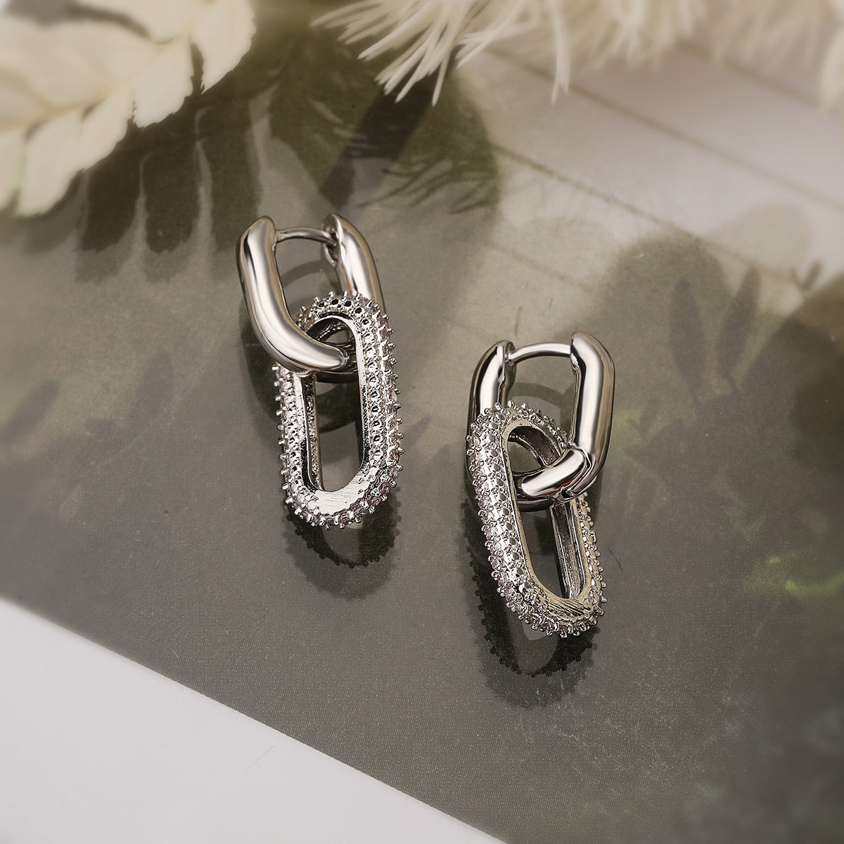 BOUCLES D’OREILLES OVALES