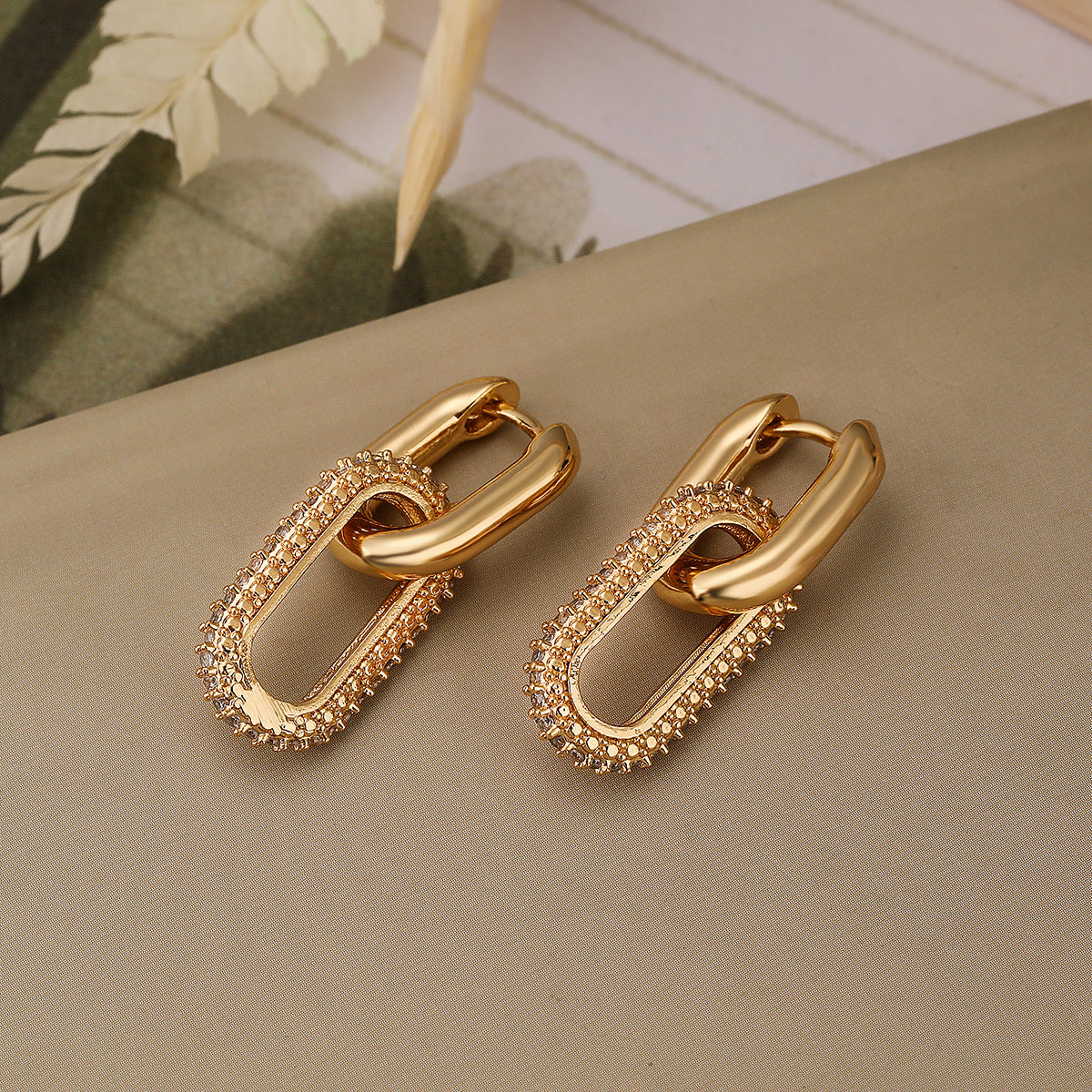 BOUCLES D’OREILLES OVALES